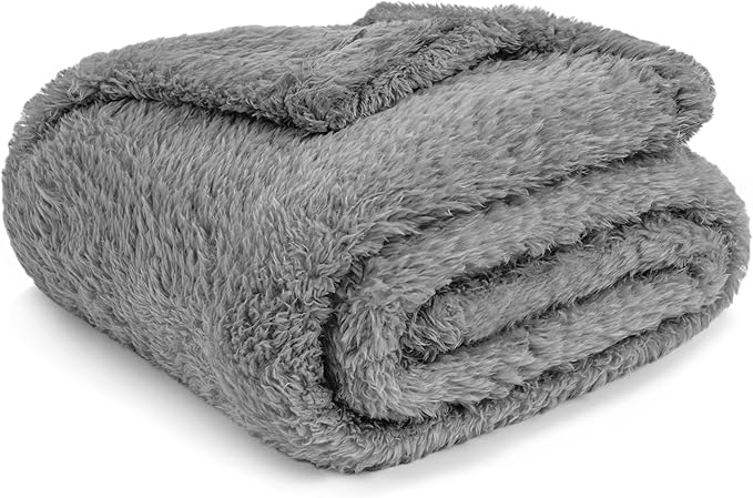 Pavilia Sherpa Bed Blanket Queen Size, Grey Plush Soft Cozy Fluffy Lightweight Microfiber Fuzzy All Season Blanket, 90x90