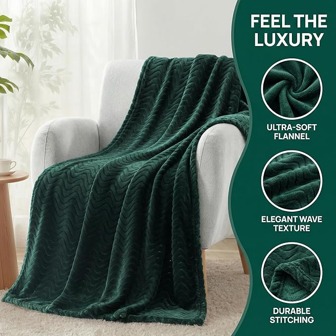 Exclusivo Mezcla Fleece Throw Blanket for Couch, Cozy Lightweight Blankets for All Season, Decorative Giftable Fuzzy Plush Wave Textured Throws for Women, Men, Forest Green, 50x70 Inches