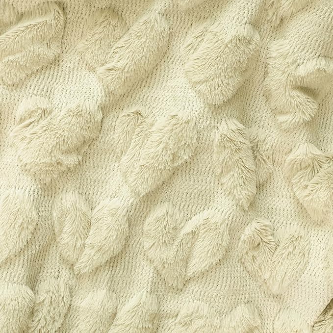 Horaldaily Valentine Blanket Throw, Beige Love Heart Soft Fuzzy Plush Faux Fur Cozy Blankets for Couch Sofa Bed Lounging, Ideal Gifts for Kids Adults Wife Self, 60x80