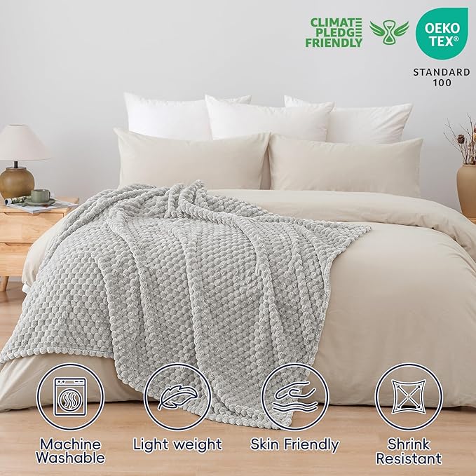 PHF Ultra Soft Flannel Fleece Throw Blanket, Lightweight 3D Jacquard Fleece Blanket, No Shedding, No Pilling, Luxury 340GSM Aesthetic Fluffy Cozy Throws for Couch Room Decor, 50"x60", Light Grey