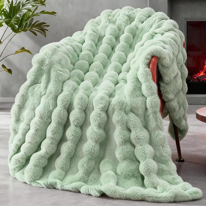 Faux Fur Twin Blanket for Couch, 1000 GSM Cozy Fuzzy Fluffy Soft Plush Thick Bubble Sherpa Blanket for Sofa Bedroom Living Room, Mothers Day Birthday Gifts for Women Home Decor