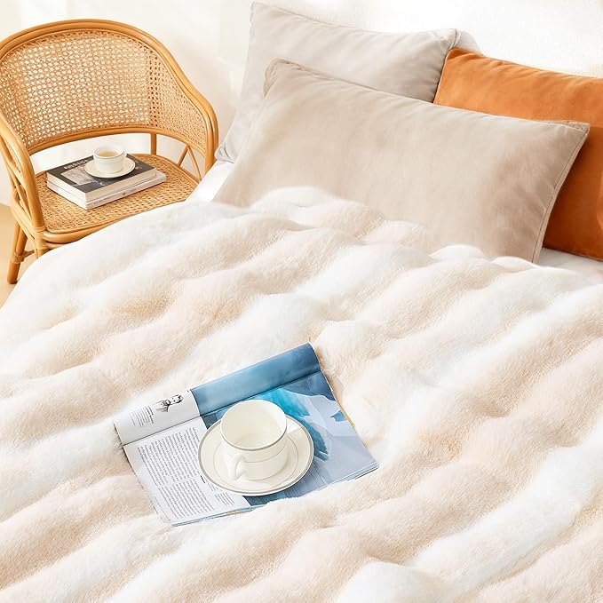 Faux Rabbit Fur Throw Blanket – 850GSM Thick & Warm, Ultra Soft Plush Blanket for Couch, Bed, Sofa, Ideal Gift for Women, 60" × 80", Beige