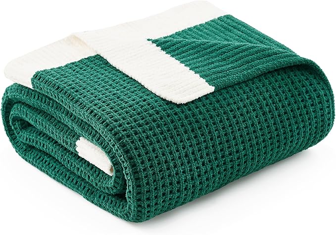 Amélie Home Christmas Waffle Throw Blanket for Couch, Soft Cozy Chenille Knit Blanket Warm Xmas Decorative Gifts Throw for Sofa, 50"x60", Holly Green