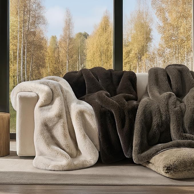 EVERGRACEHOME Luxury Soft Faux Chinchilla Fur Throw Blanket for Couch, Warm Thick Heavy Winter Throw Blanket 1220GSM for Bed, Fluffy Cozy Mink Blanket with Reversible Velvet, Smoky Sable, 50"x60"