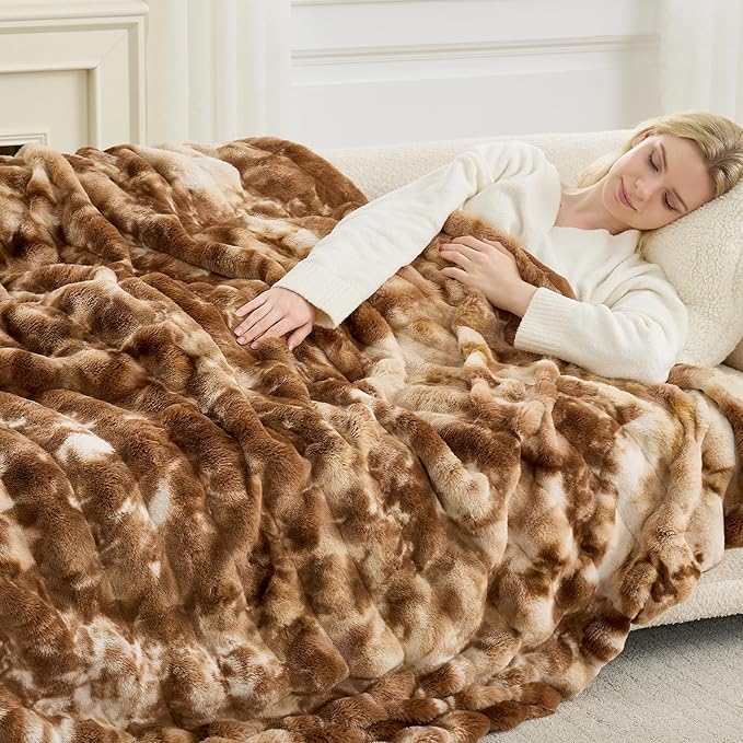 Cozy Bliss Deluxe Striped Rabbit Faux Fur Throw Blanket, Soft Fluffy Warm Plush Blanket for Winter, Modern Homr Decor, Tie-dye Brown 50"x60"