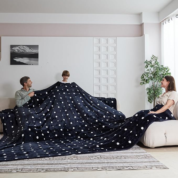 COOVA Oversized King Fleece Blanket 120x120 inches, Soft Cozy Warm Giant Extra Large 10'x10' Blanket for Bed, Sofa, Couch,Travel, Camping, California Huge Flannel Big Throw Blanket, Blue/White Dots