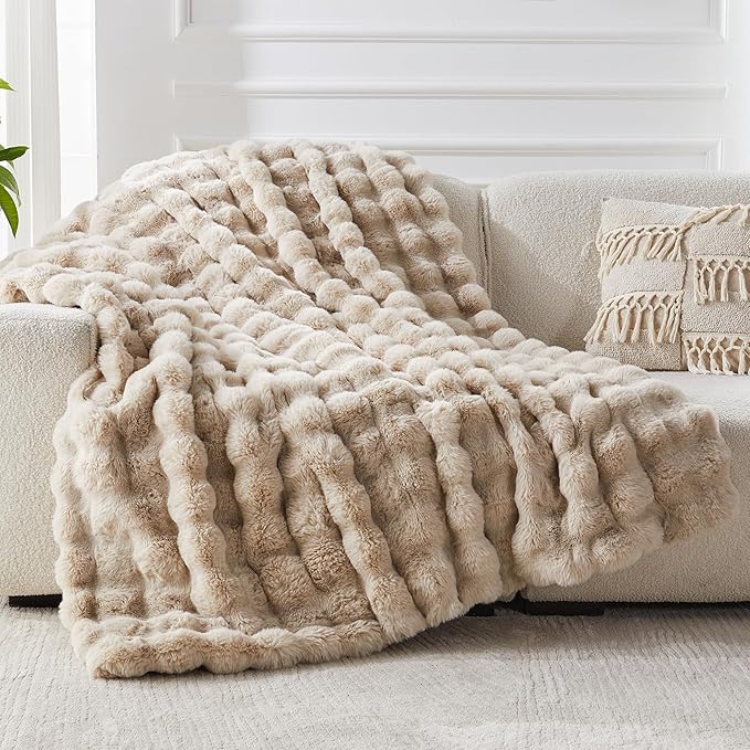 Faux Fur Twin Blanket for Couch, 1000 GSM Cozy Fuzzy Fluffy Soft Plush Thick Bubble Sherpa Blanket for Sofa Bedroom Living Room, Mothers Day Birthday Gifts for Women Home Decor