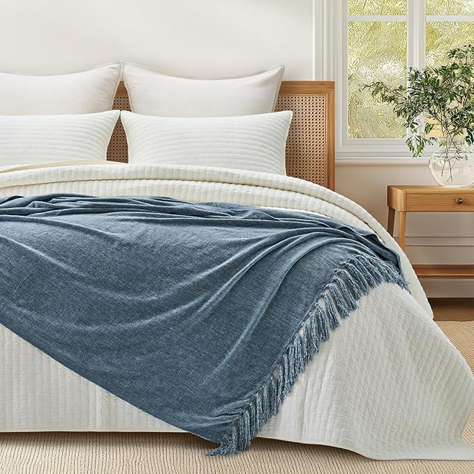 EverGrace Soft Chenille Throw Blanket for Couch, Cozy Plush Fuzzy Decorative Chenille Knit Throw Blanket with Tassels, Lightweight Blanket and Throws for Bed Sofa Gift Home Decor, Cloud Blue 50"x60"