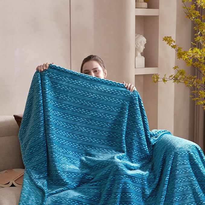 Soft Cozy Fleece Throw Blanket, 50x60 Inches – Lightweight Plush Blanket for Couch, Fuzzy 3D Jacquard Design, for Sofa, Bed & Travel, Teal Chain
