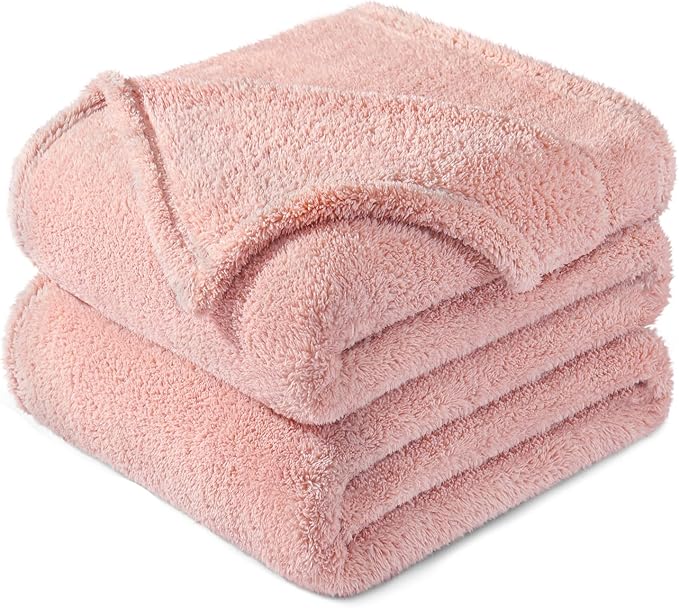 Exclusivo Mezcla King Size Blanket for Bed, Super Soft Velvet Plush Fleece Blankets, Fuzzy Cozy and Warm for Winter, 90x104 Inches, Pink