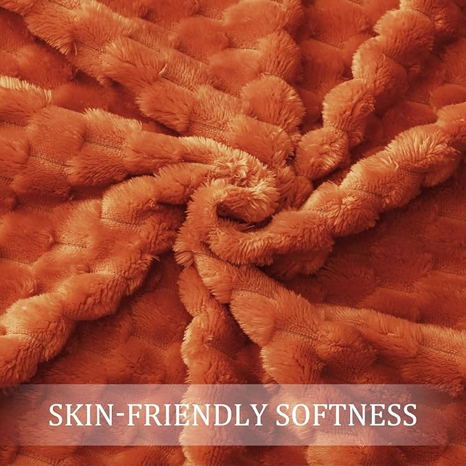 Exclusivo Mezcla Fleece Twin Blanket for Bed, Extra Large Fuzzy Burnt Orange Bed Blankets, Soft Cozy Plush Sofa Throws for All Seasons, 60x80 Inches