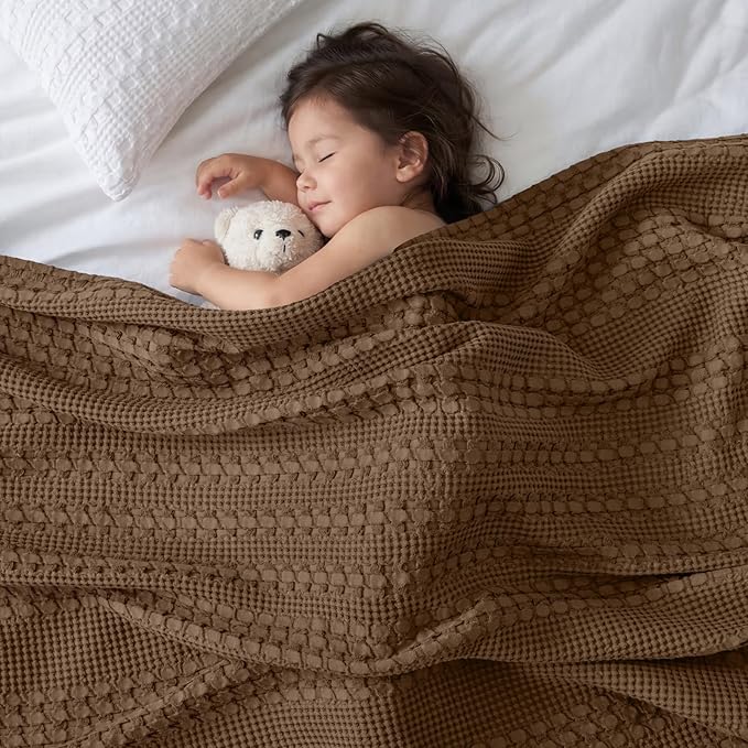 PHF 100% Cotton Waffle Weave Blanket Twin Size for Bed, Soft Lightweight & Breathable for Spring and Summer, All-Season Comfort, Luxury Aesthetic Blanket for Home Decor, 66"x90", Chocolate