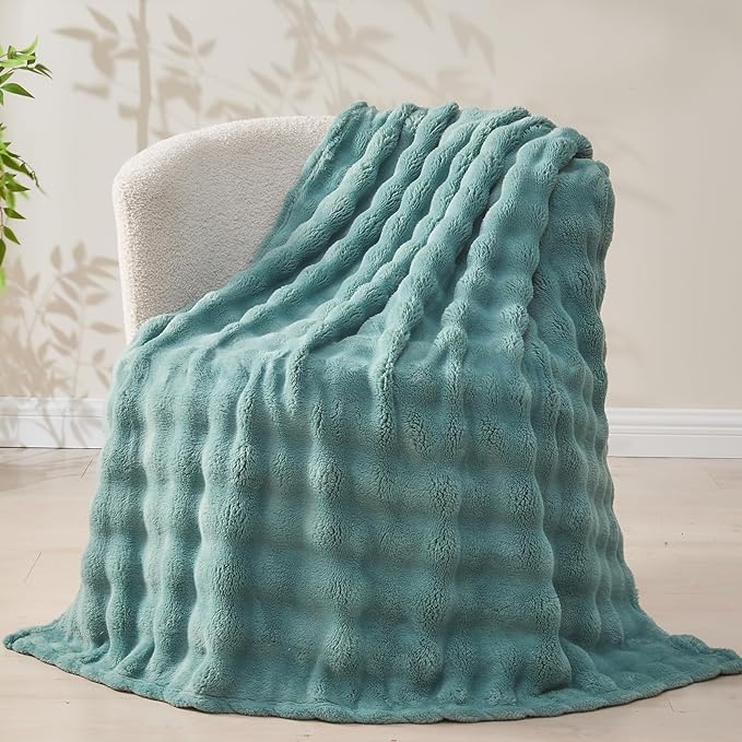 NEWCOSPLAY Twin Blanket for Couch Light Teal Super Soft Flannel Fleece 3D Bubble Lightweight Bed Blanket All Season Use (Light Teal, Twin(60"x80"))