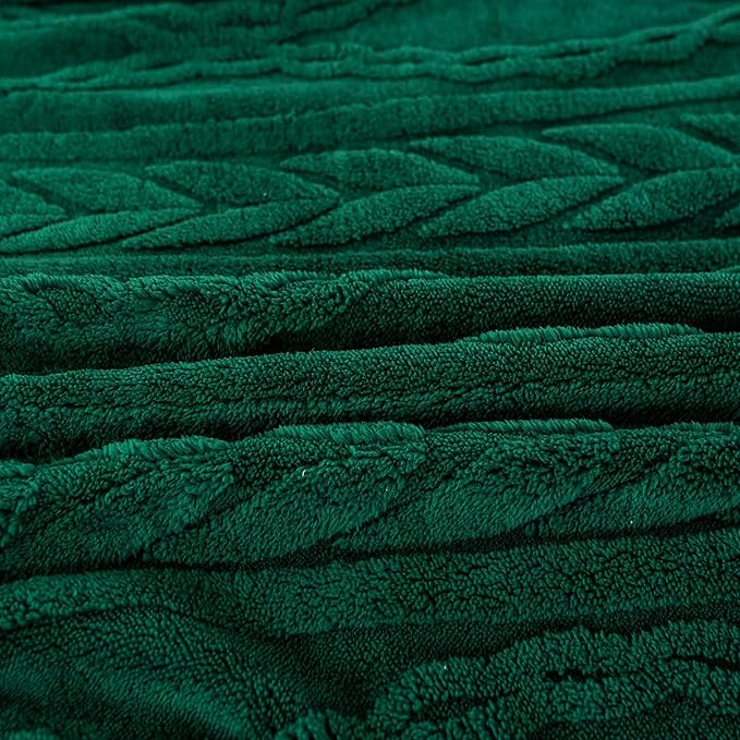 YUSOKI Queen Size Blanket Single Layer,Weight(4.4lb),370GMS-3D Stylish Design for Gift Home Decor (Forest Green,90"x90")