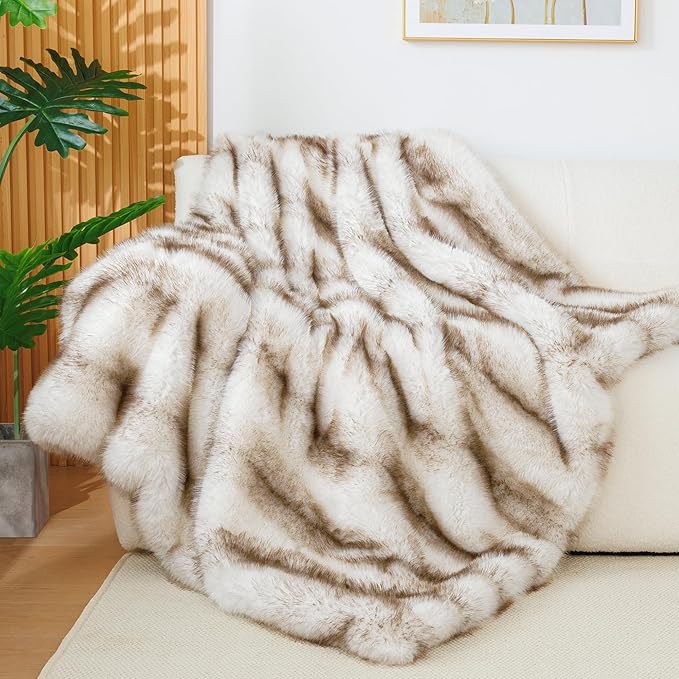 Touchat Luxury 1000GSM Faux Fur Twin Blanket, Super Thick Warm Cozy Heavy Blankets for Couch Bed Sofa, Plush Fuzzy Elegant Winter Reversible Mink Blanket for Living Room Bedroom 60x80,Taupe