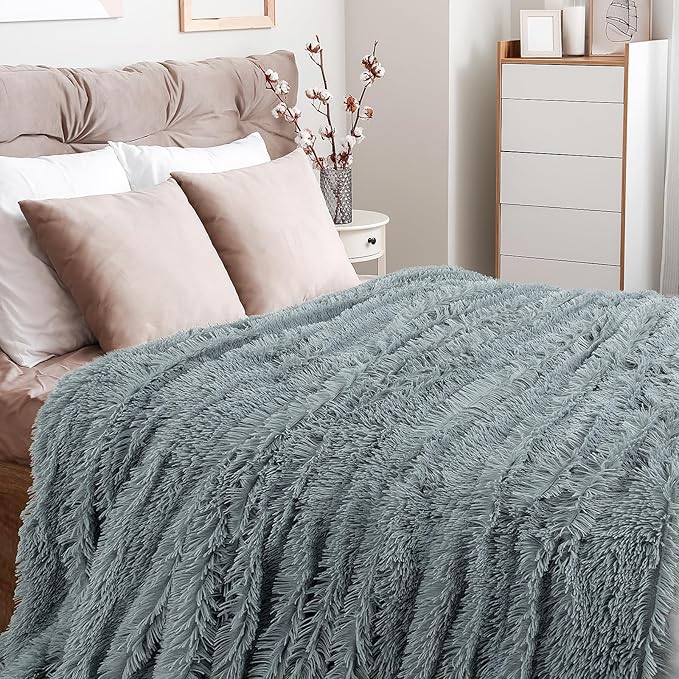 TOONOW Extra Soft Fuzzy Faux Fur Blanket Queen Size 78"x90", Reversible Lightweight Decorative Blankets and Throws Super Soft Cozy Microfiber Fleece Fuzzy Blankets for Couch Bed, Blue Grey