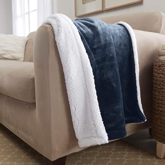 Genteele Sherpa Throw Blanket Super Soft Reversible Ultra Luxurious Plush Blanket, 40 x 50 inches, Navy/White