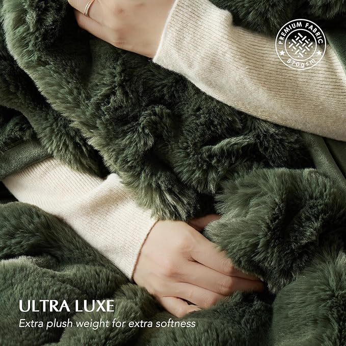 EverGrace Ultra Soft Luxury Fluffy Faux Rabbit Fur Throw Blanket, Thick Warm Bubble Throw for Bed, Cozy Plush Reversible Blankets for Couch, Chair, Sofa, Green, 50x60 Inches