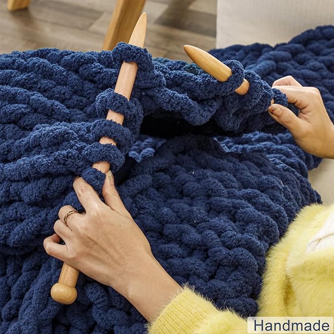 WESHIONGOO Chunky Knit Blanket Throw 51"×63" Knitted Throw Blankets for Couch Bed Fluffy Soft Blanket with Jumbo Chenille Yarn Thick 100% Handmade (Navy Blue)