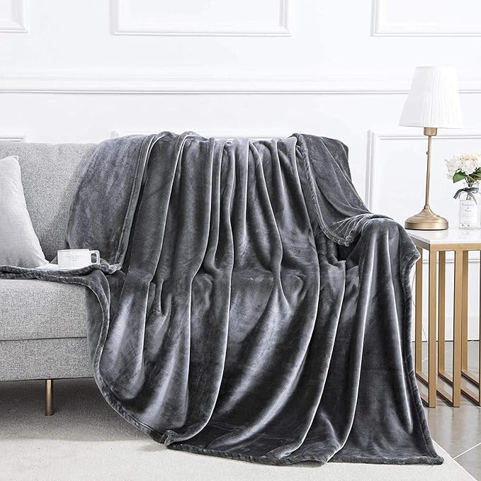 MOONLIGHT20015 Fleece Blanket - Super Soft Fuzzy Dark Grey Throw Blanket for Couch and Sofa - Lightweight Luxury 400 GSM Microfiber Fluffy Bed Blankets and Throws, 50 x 60 Inches (Throw/Travel)