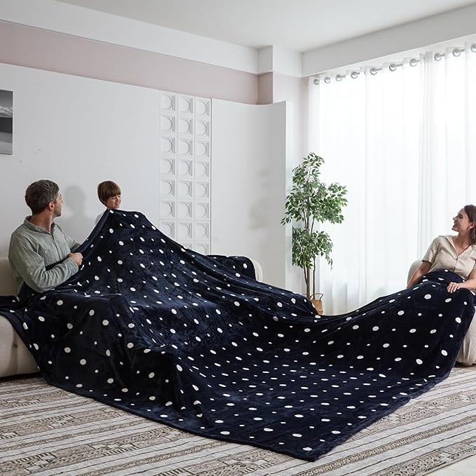 COOVA Oversized King Fleece Blanket 120x120 inches, Soft Cozy Warm Giant Extra Large 10'x10' Blanket for Bed, Sofa, Couch,Travel, Camping, California Huge Flannel Big Throw Blanket, Blue/White Dots