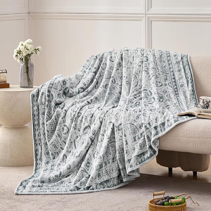 Floral Print Blanket Fleece Throw for Bed Sofa Travel and Camping, Super Soft Cozy Fluffy Plush Floral Print Blanket for All Seasons 60"x80" Light Grey
