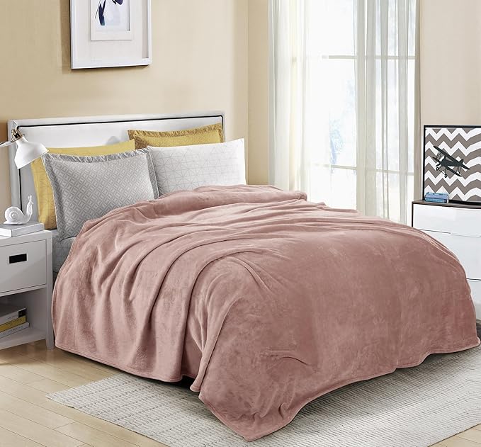 Utopia Bedding Rose Pink Fleece Blanket California King Size Lightweight Fuzzy Soft Anti-Static Microfiber Bed Blanket (102x96 Inch)