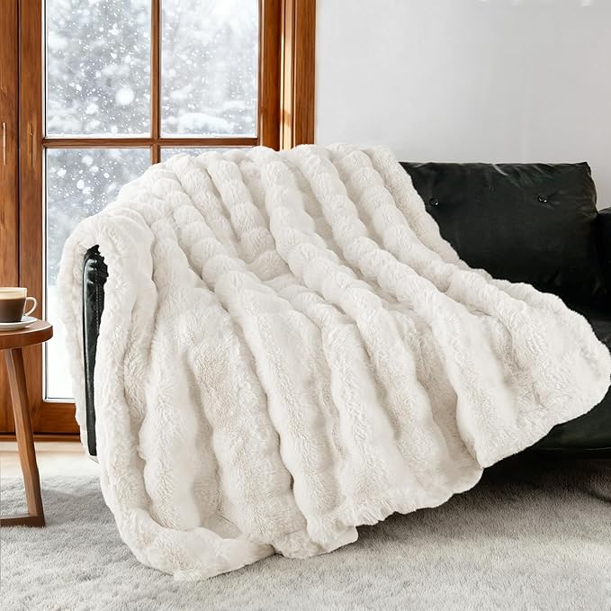 Exclusivo Mezcla Faux Fur Twin Size Blanket for Bed, Luxury Reversible 3D Rabbit Bubble Fuzzy Thick Sherpa Blankets for Winter, Plush Fleece Warm Cozy Bed Throw, 60x80 Inches, White