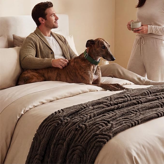 Bedsure GentleSoft Fleece King Size Blanket for Bed - Super Soft & Cozy, Fluffy Blankets for Women & Girls, Ideal for Sofa & Couch, Dark Brown, 108x90 Inches