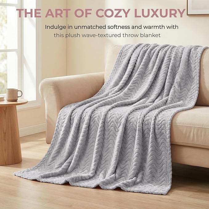 Exclusivo Mezcla Queen Blanket for Bed, Cozy Lightweight Fleece Blankets for All Season, Decorative Giftable Fuzzy Plush Wave Textured Suitable for Women, Men, Light Grey, 90x90 Inches