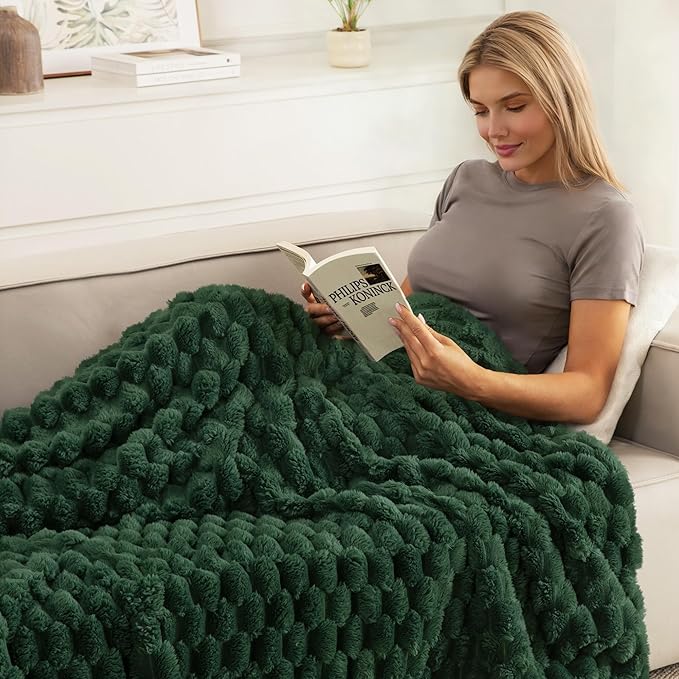 Whale Flotilla Queen Size Blanket for Bed with Jacquard Pattern, Fuzzy Soft Cozy Exquisite Blankets for All Season, Warm and Fluffy, 90x90 Inch, Emerald Green