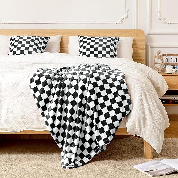 FY FIBER HOUSE Checkered Flannel Fleece Throw Blanket Soft Cozy Checkerboard Grid Print Chessboard Gingham Pattern Blankets for Bed Couch Sofa, 60"x80", Black