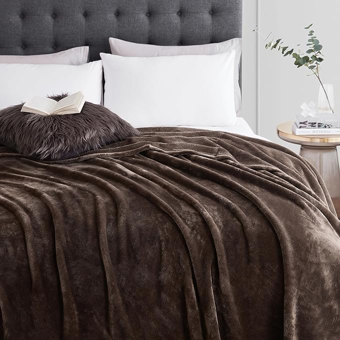 Hansleep Fleece Brown Queen Blanket, Super Soft Flannel Fuzzy Plush Cozy Blanket for All Seasons, Brown, Queen 90x90 Inches
