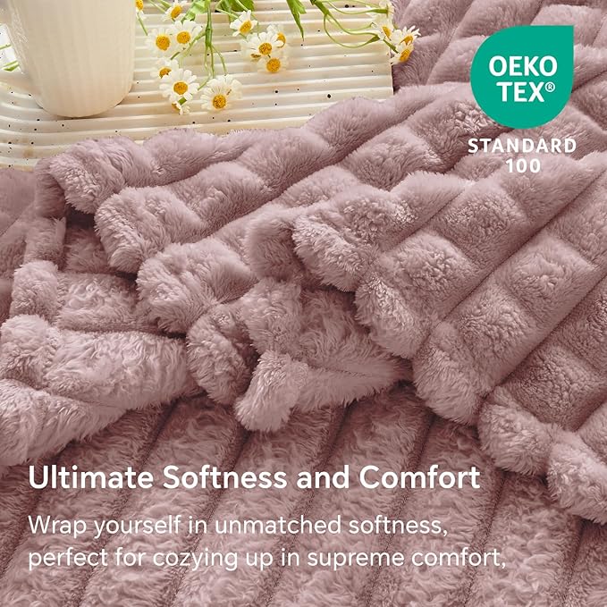 BEDELITE Berry Purple Throw Blanket Twin Size for Bed- Super Soft and Warm 3D Checkered Fluffy Fuzzy Fleece Blanket, Luxurious Plush Cozy Blanket for Room Decor Fall and Winter, 60x80 inches