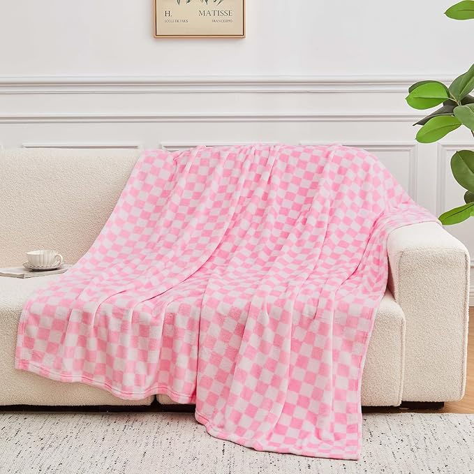 FY FIBER HOUSE Checkered Flannel Fleece Throw Blanket King Size Soft Cozy Checkerboard Grid Print Chessboard Pattern Blankets for Bed Couch Sofa, 90"x108", Light Pink