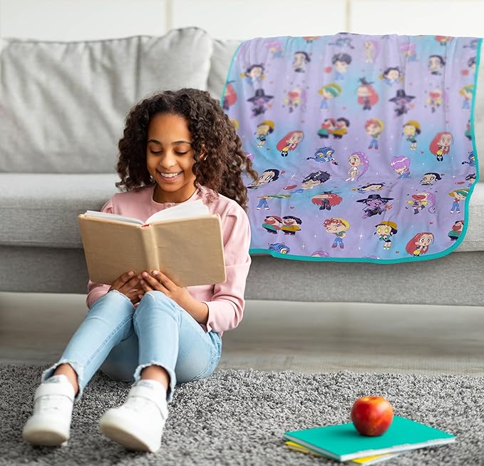 Jay Franco Kids Plush Throw Blanket – Ultra Soft Cozy Plush Fleece for Bed, Couch, Sofa, Home Décor, Official Licensed Huntrix and Saja Boys, Light Purple - Kpop Demon Hunters, 40x50 - Travel Blanket