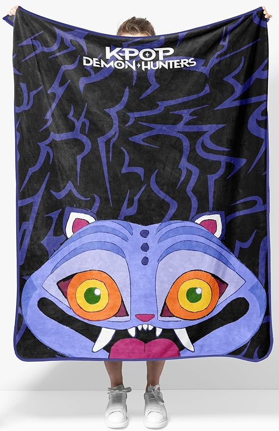 Jay Franco Kids Plush Throw Blanket – Ultra Soft Cozy Plush Fleece for Bed, Couch, Sofa, Home Décor, Official Licensed Derpy, Black - Kpop Demon Hunters, 40x50 - Travel Blanket