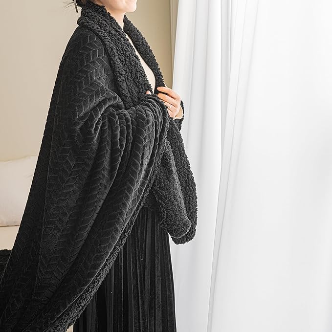 K.Garden Black Fleece Throw Blanket – Ultra-Soft Flannel Cozy Throw for Adults, Lightweight Leaves Design Fuzzy Blanket for Couch, Sofa, Bed & Office. Warm Plush All-Season Blanket, 50 * 60 Inches