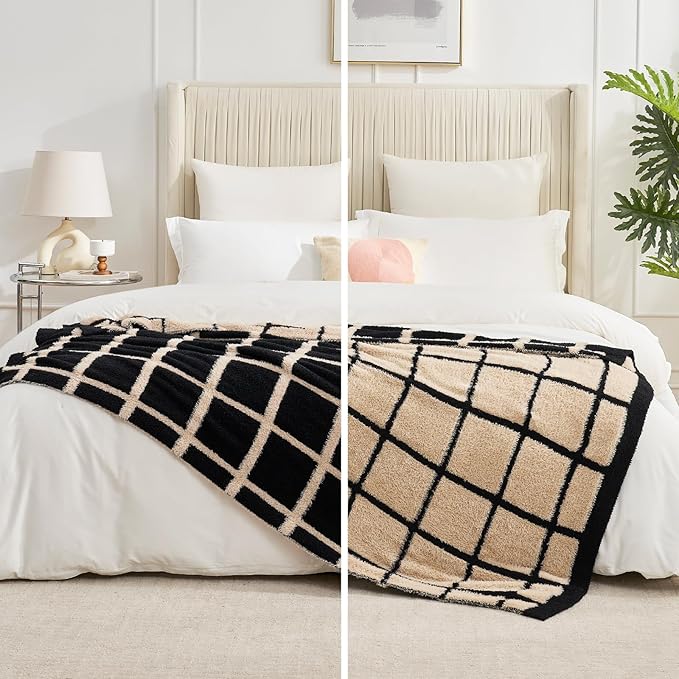 Amélie Home Checkered Knit Throw Blanket for Couch, Super Soft Fuzzy Cozy Throw, Giftable Knitted Blanket for Women Men, Birthday, Sofa Bed Living Room Decor, 50" x 60", Plaid Black
