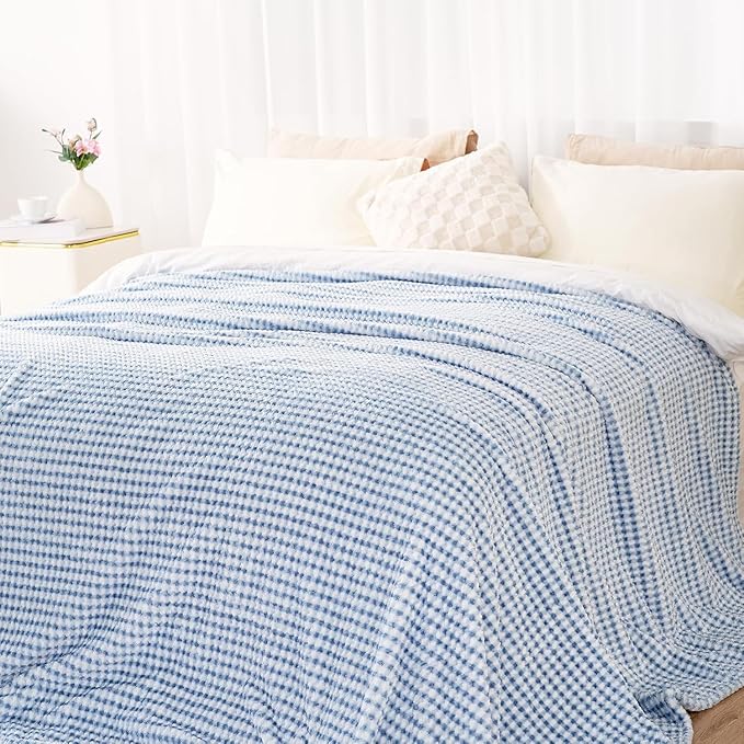 Zyrah Blue and White Fleece Twin for Couch Super Soft Twin Blanket Plaid Lightweight Decorative Fuzzy Cozy Blankets for Sofa Chair Bed 60x80 Inches