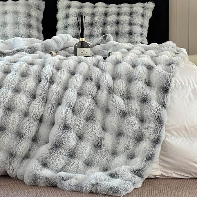 Luxury 1000GSM Throw Blanket, 50x60 Inches, Ultra Soft Double-Sided Faux Rabbit Fur, 3D Bubble Textured Frosted Black & White, Reversible High-Density Plush Warm Blanket for Sofa & Bed