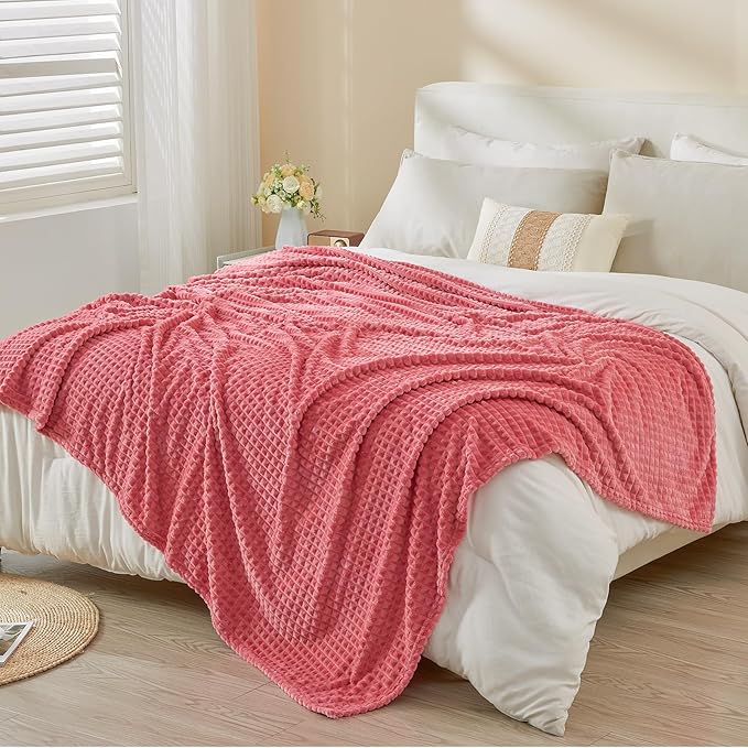 EMME Fleece Throw Blanket Luxury Flannel for Couch Bed Sofa Chair, Soft, Plush, Warm and Cozy Blanket with Geometric Grid Design (Coral Red, 50'' x 60'')