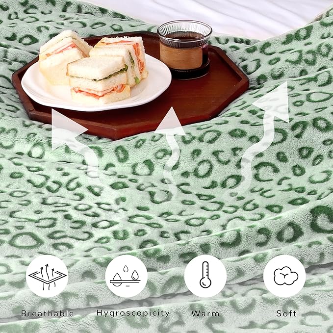 Green Fleece Throw Blanket for Couch Sofa Bed, Soft Cozy Plush Leopard Cheetah Print Spring Blankets, Lightweight Green Spring Home Decor Gifts for Adults, Women, Girls