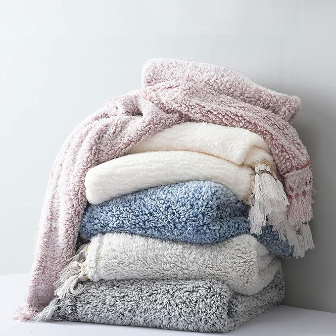 Ultra Soft Fleece Sherpa Blanket King Size,Lightweight Cozy Boho Bed Blanket with Decorative Tassel, Pattern Reversible, 2 Tones Ombre Blue,104”x90”
