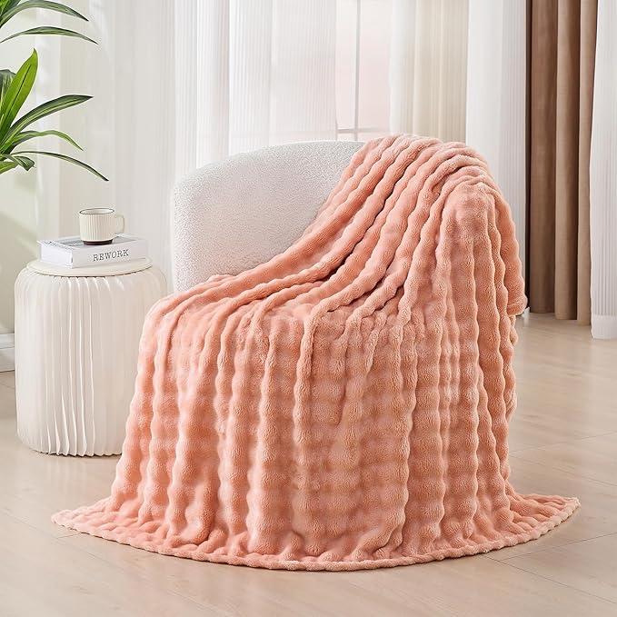 3D Bubble Plush Blanket Textured Fleece Throw Soft Warm Cozy Blanket Couch Bed Twin Pink 60x80 Inches