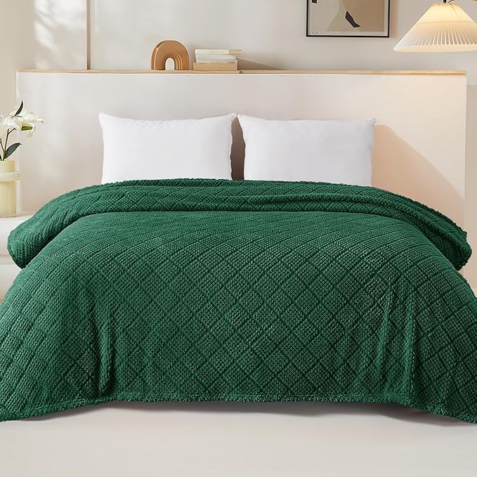 Whale Flotilla Fuzzy Fleece Queen Size Blanket for Bed, Soft Fluffy Jacquard Waffle Blankets for All Season, Lightweight and Warm, 90x90 Inch, Emerald Green