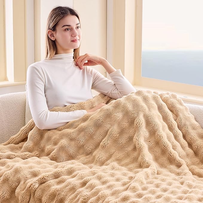 NEWCOSPLAY Twin Blanket for Couch Brown Super Soft Flannel Fleece 3D Bubble Lightweight Bed Blanket All Season Use (Brown, Twin(60"x80"))