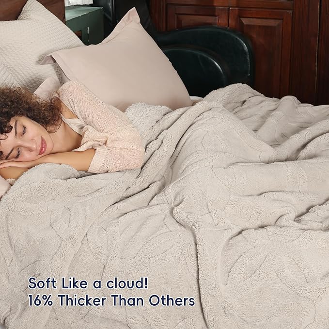 PHF Soft Sherpa Fleece Blanket King Size for Bed, 510GSM Fleece Lightweight Yet Warm Blanket, No Shed No Pilling, 108" x 90", Tufted Jacquard Cozy Thick Bed Throw for Home Decor Gift, Oak