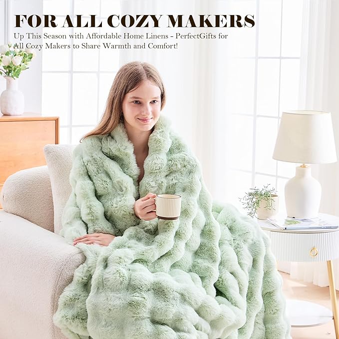 Faux Fur Twin Blanket for Couch, 1000 GSM Cozy Fuzzy Fluffy Soft Plush Thick Bubble Sherpa Blanket for Sofa Bedroom Living Room, Mothers Day Birthday Gifts for Women Home Decor