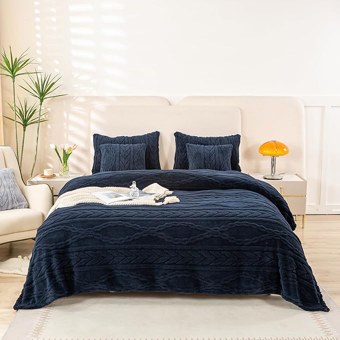 YUSOKI Twin XL Blanket Single Layer,Weight(3.1lb),370GMS-3D Stylish Design for Gift Home Decor (Navy,65"x90")